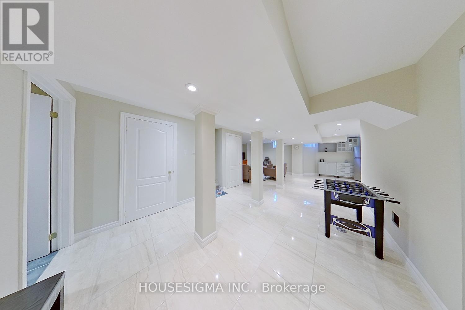 46 VENICE CRESCENT - 33