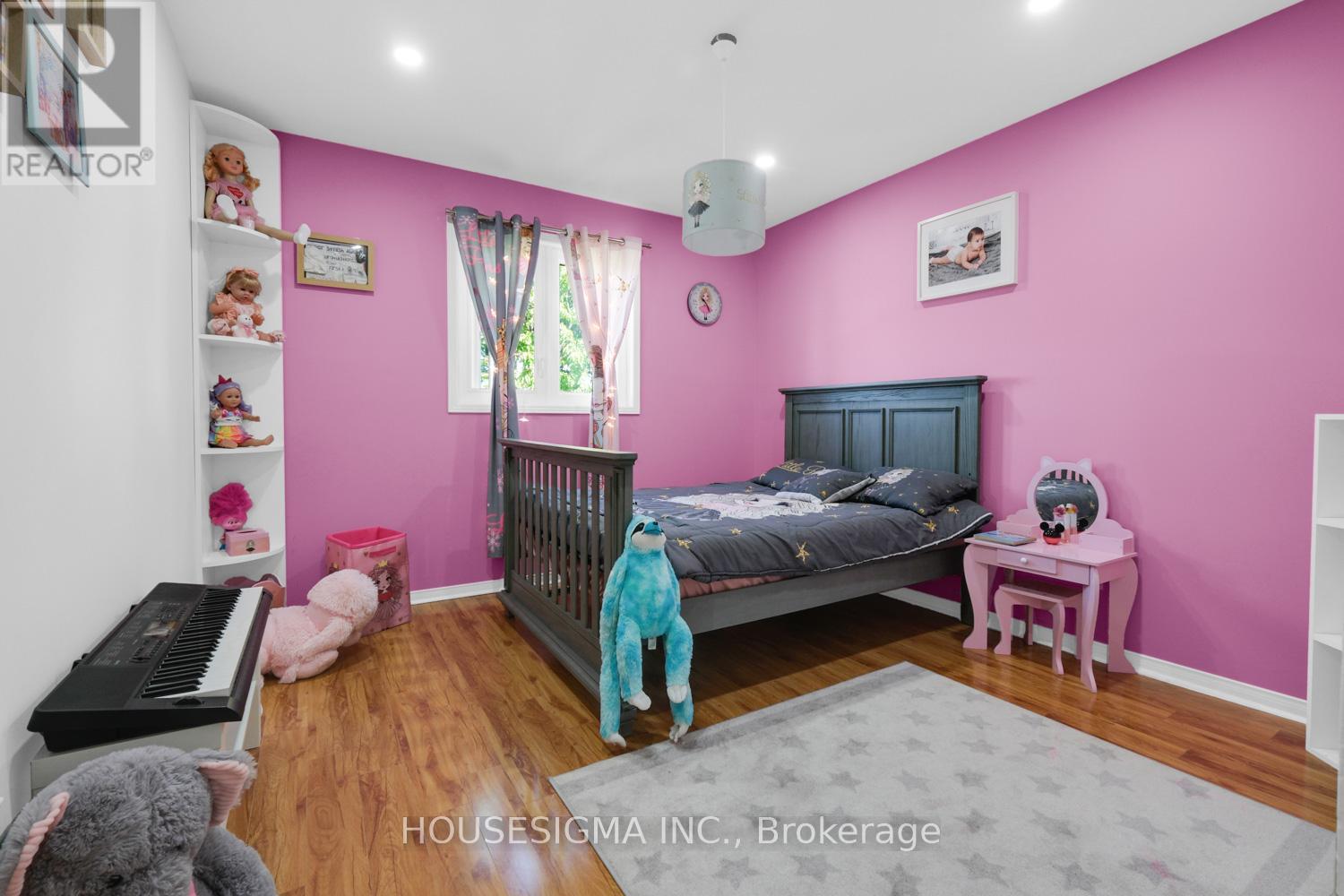 46 VENICE CRESCENT - 31