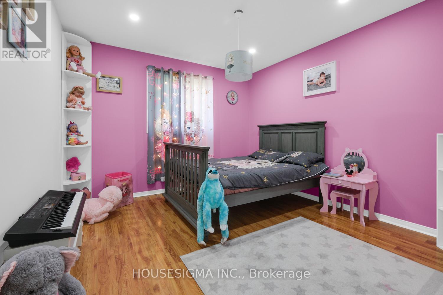 46 VENICE CRESCENT - 30