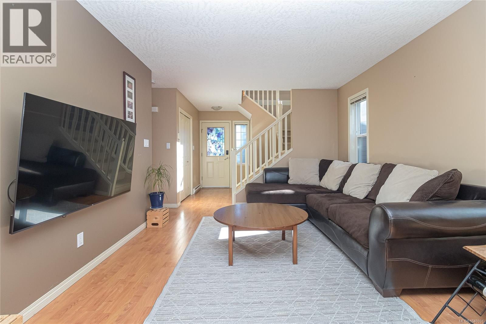 848 Gannet Crt, Langford