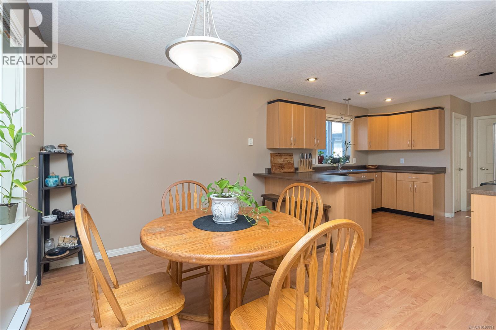848 Gannet Crt, Langford