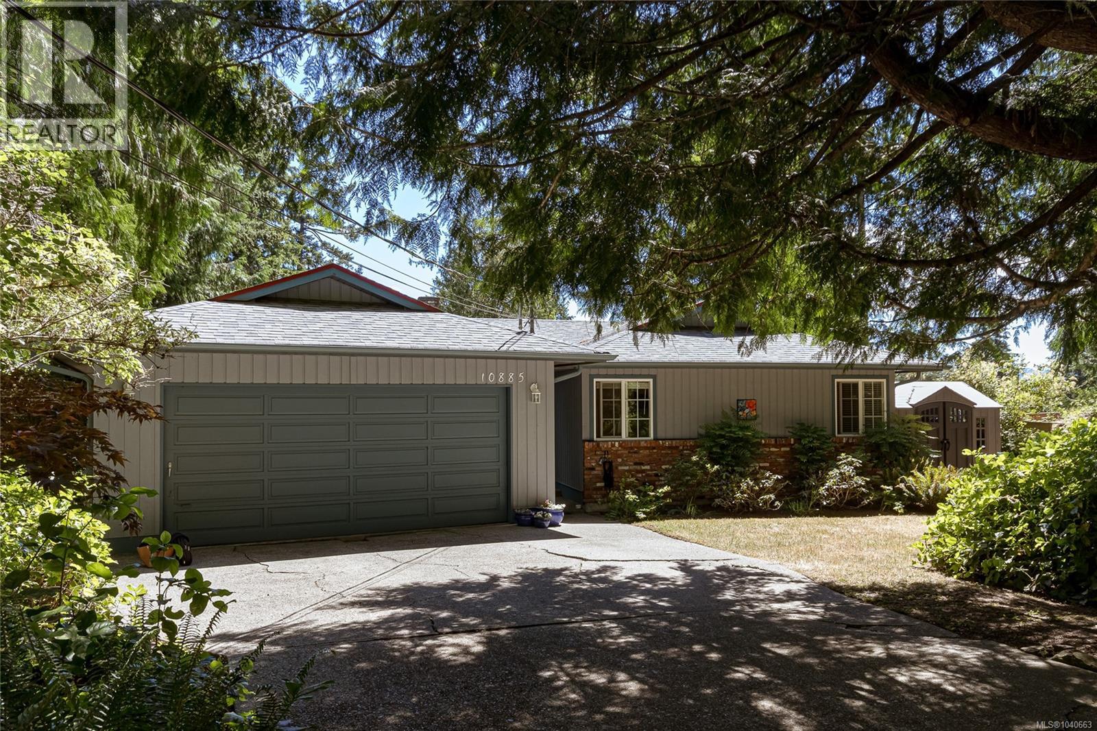 10885 Boas Rd, North Saanich