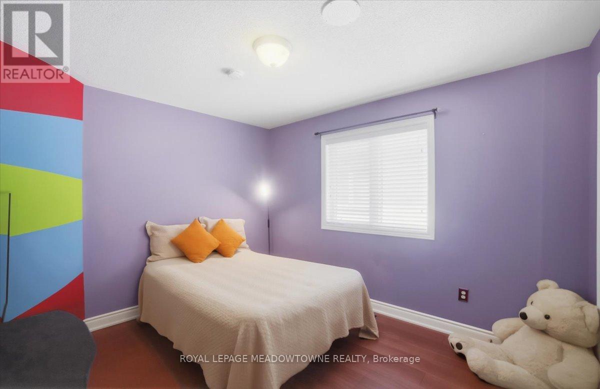 3 ST PHILIP COURT - 27