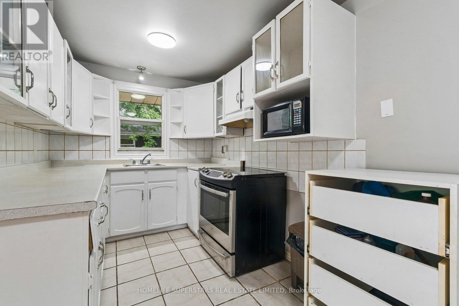 139 COOKS BAY DRIVE - 14
