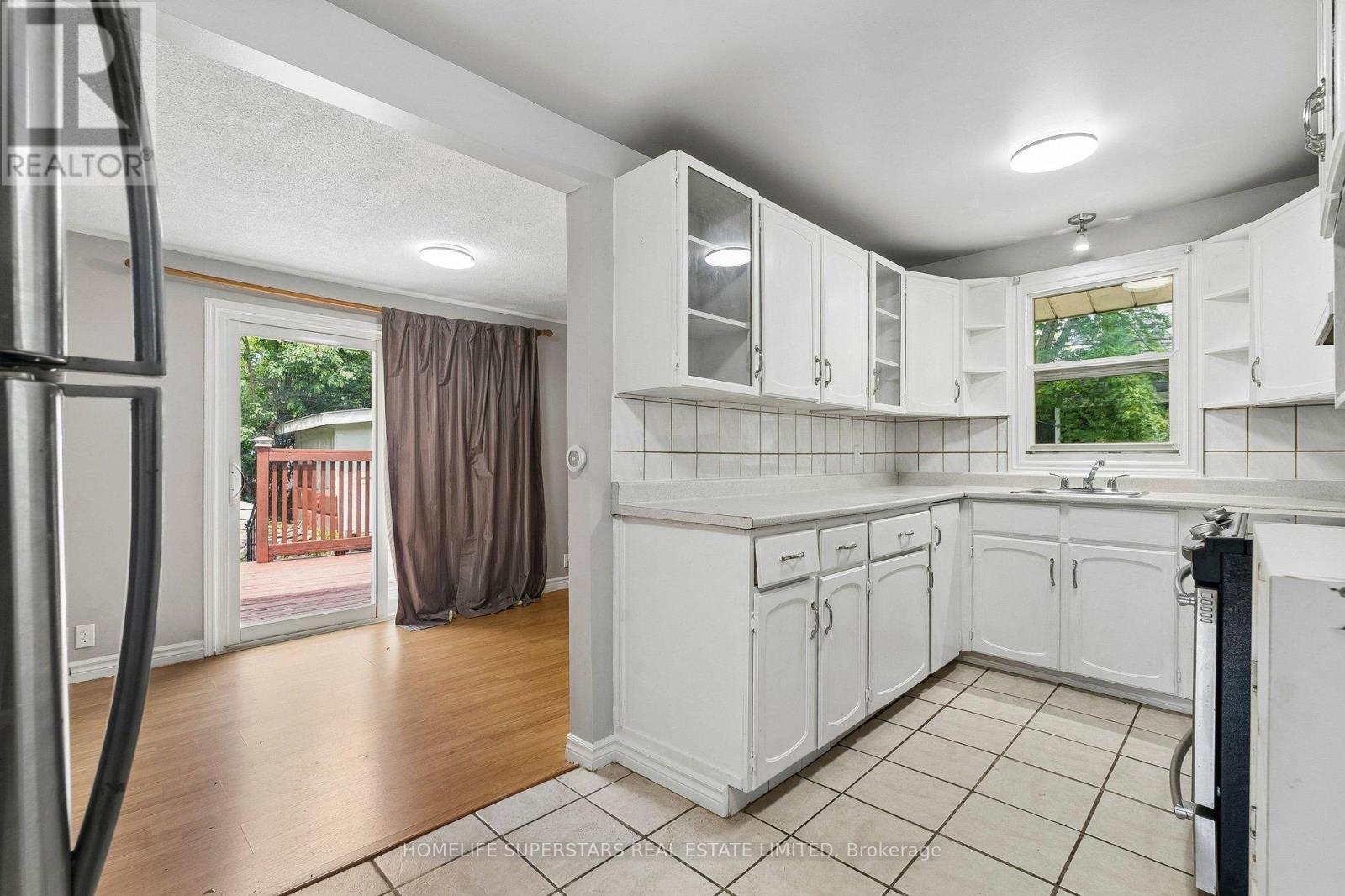 139 COOKS BAY DRIVE - 16
