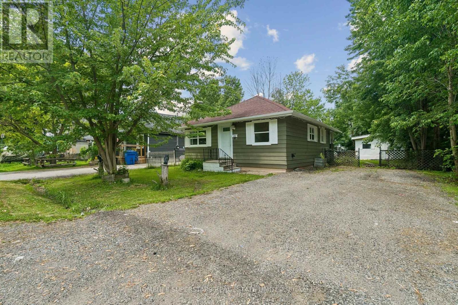 139 COOKS BAY DRIVE - 2