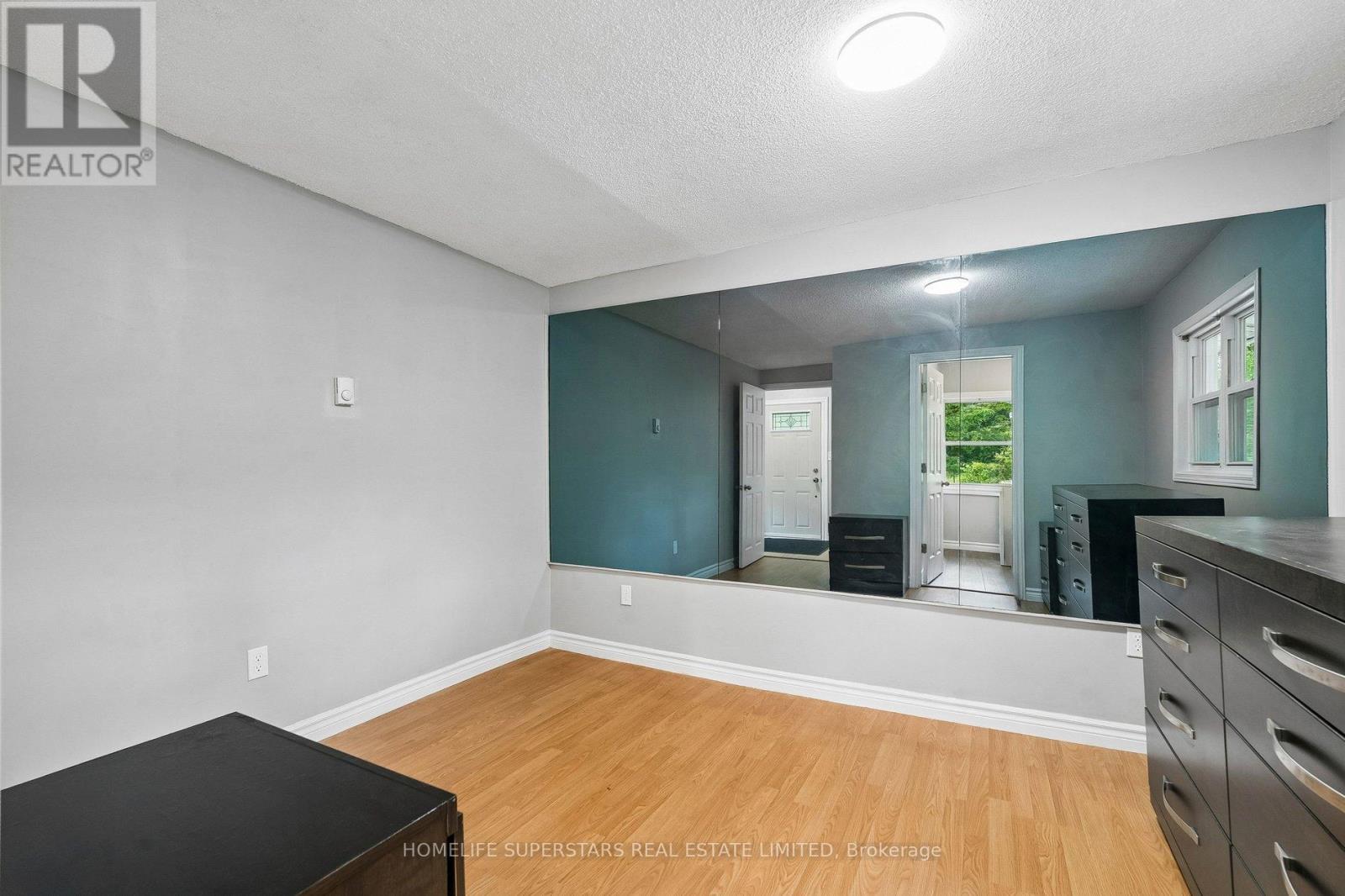 139 COOKS BAY DRIVE - 8
