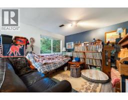 5261 Cliffridge Avenue, North Vancouver, BC V7R3V2 Photo 8