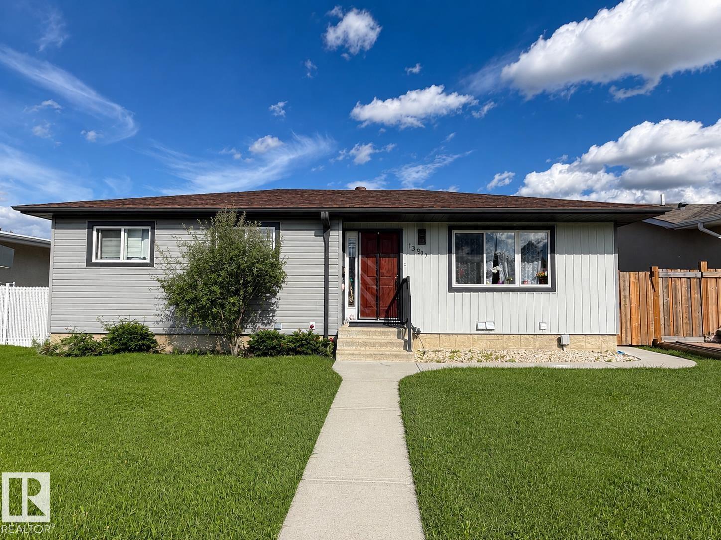 13907 88 ST NW - 1