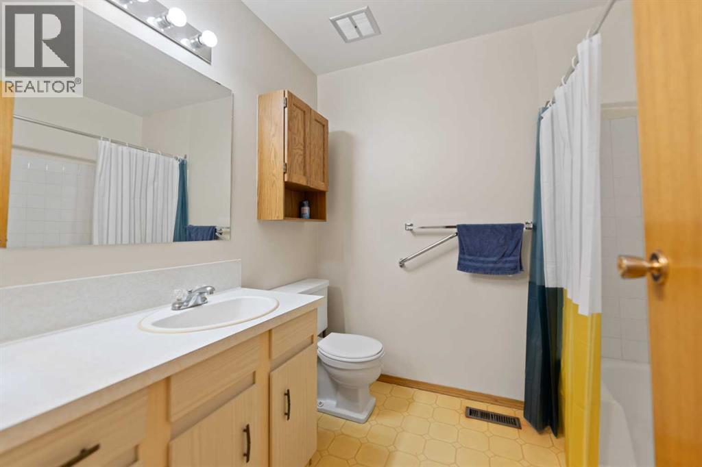 4519 26 Avenue SE — photo 14