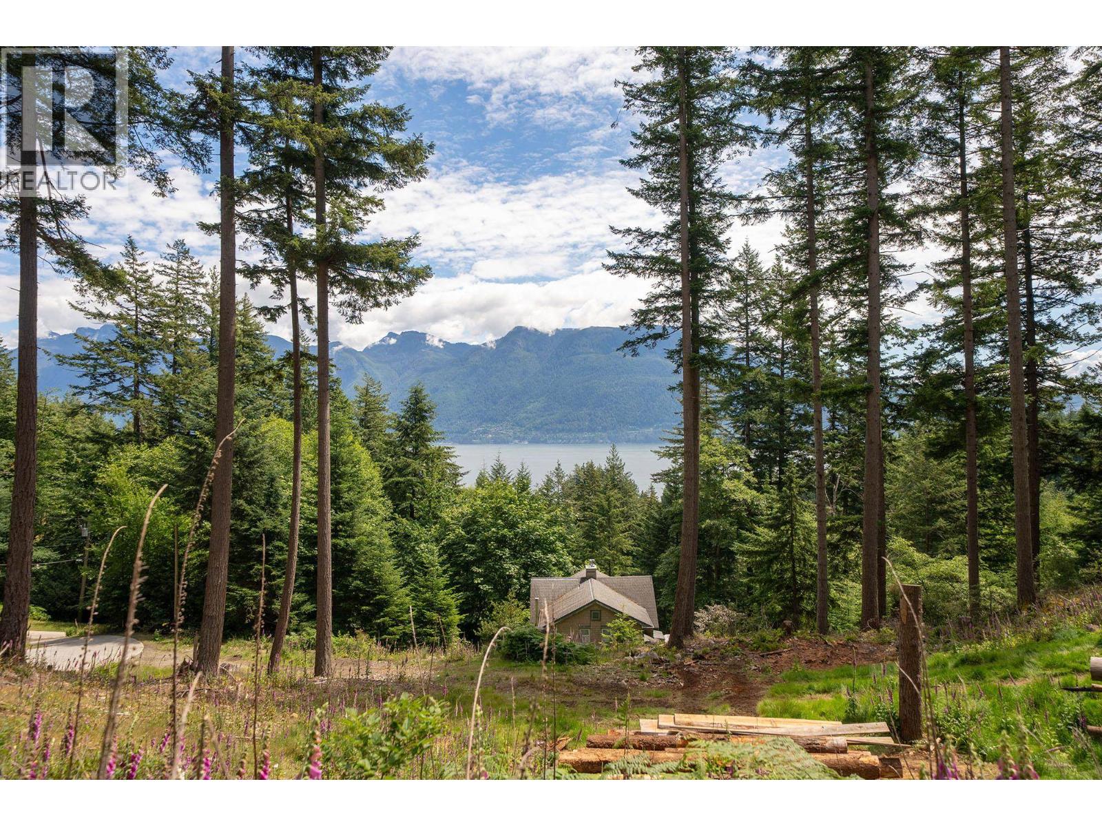 393 CREEK ROAD, Bowen Island — photo 2