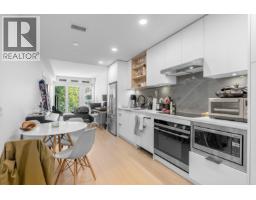 317 422 E 3rd Street, North Vancouver, BC V7L0K1 Photo 18