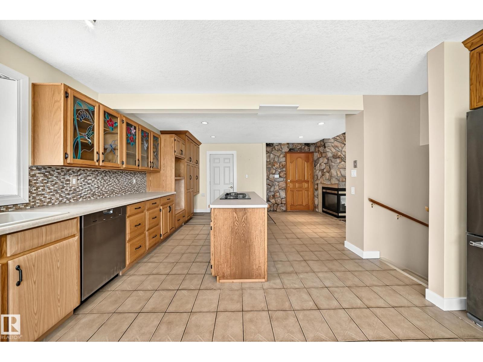 18636 71 AV NW — photo 15
