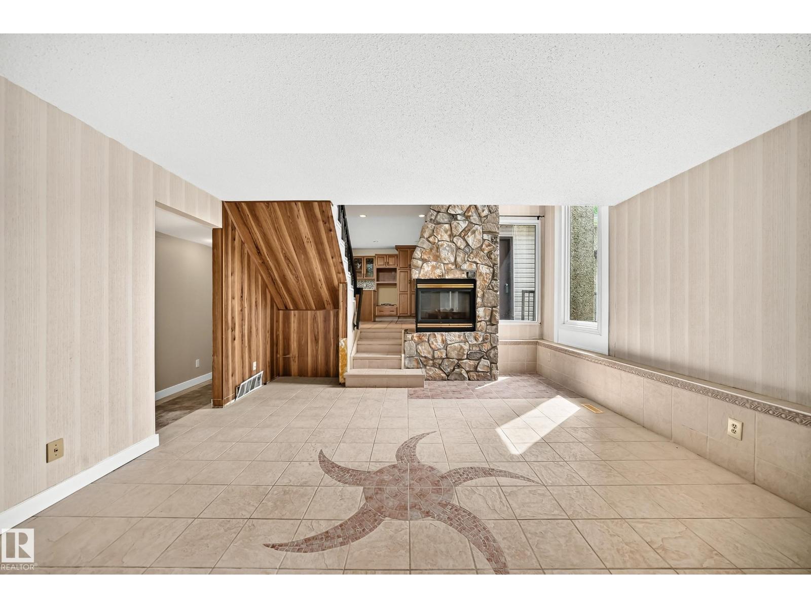18636 71 AV NW — photo 22