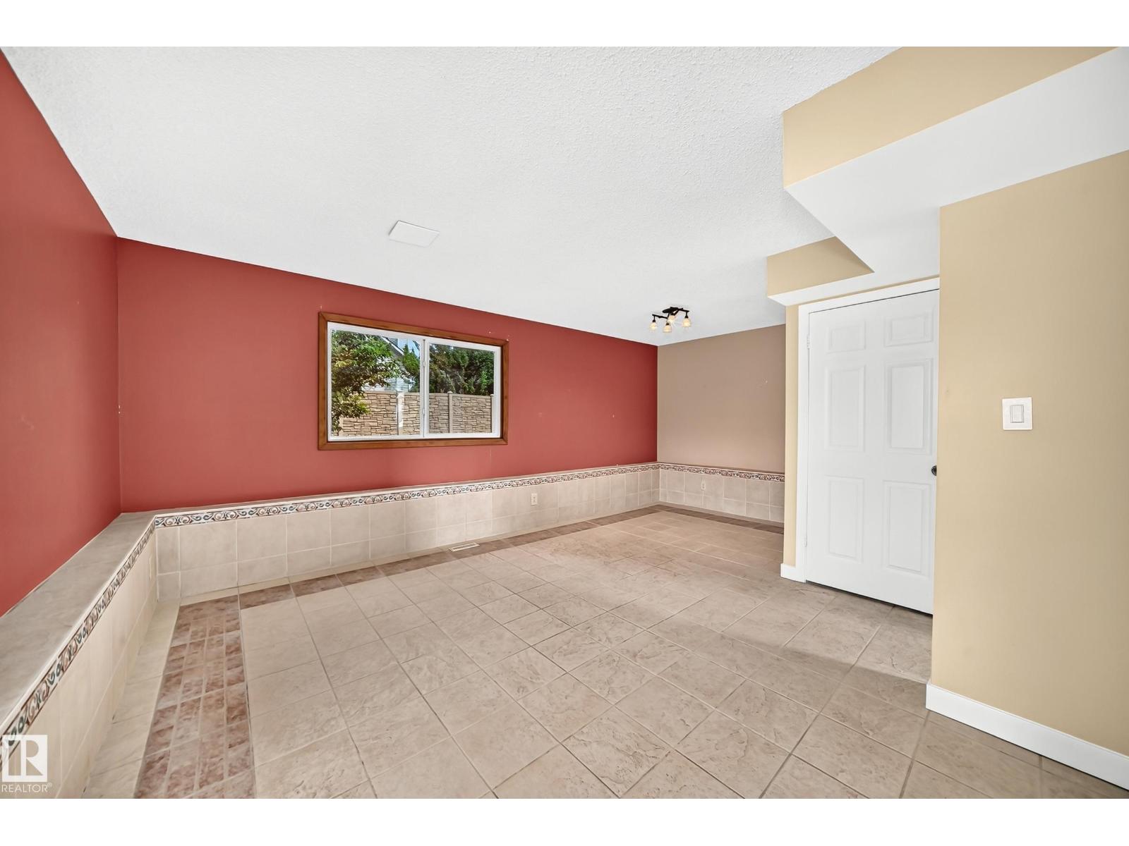 18636 71 AV NW — photo 29