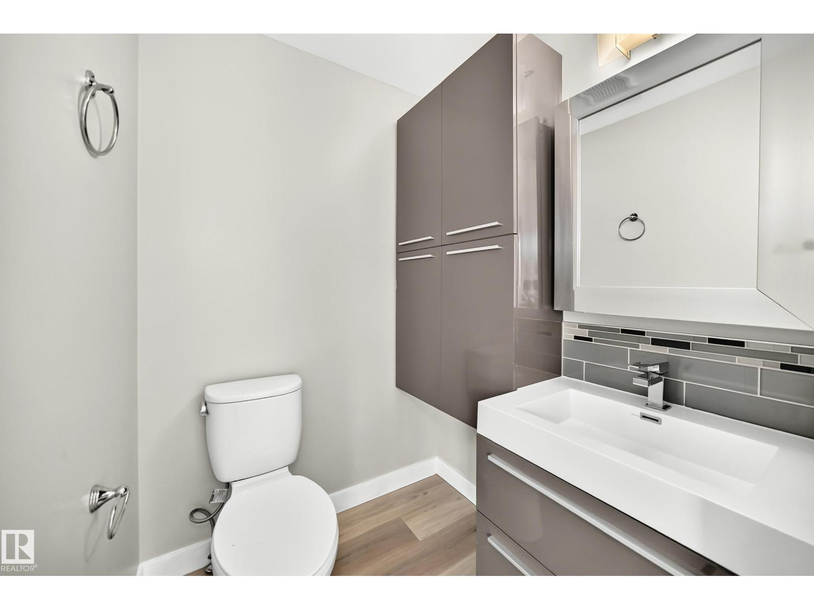 18636 71 AV NW — photo 37