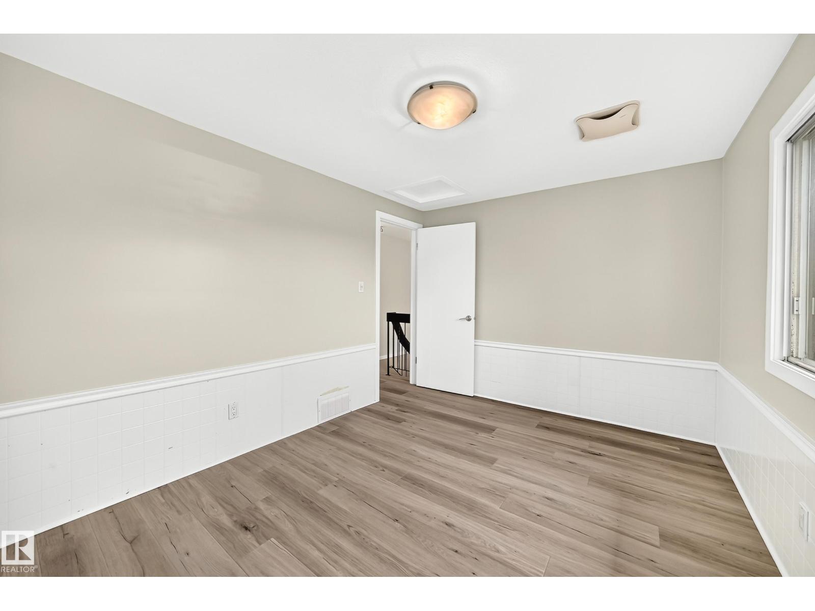 18636 71 AV NW — photo 41