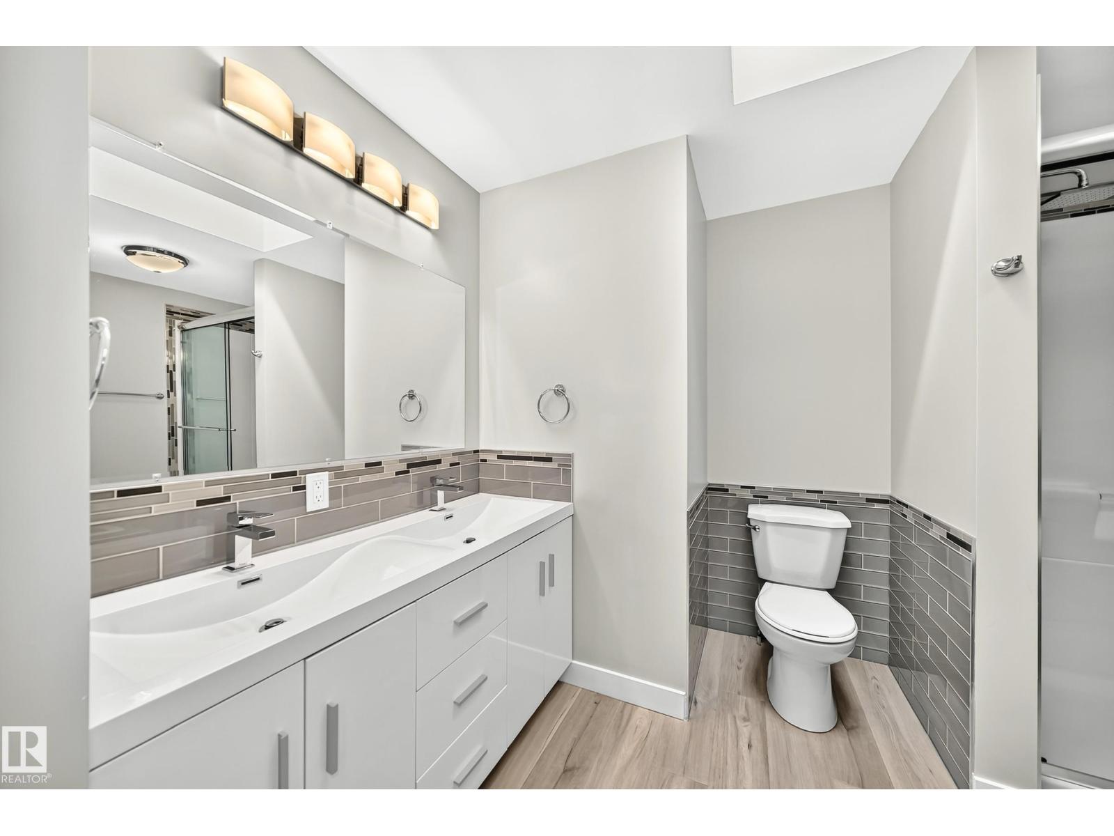 18636 71 AV NW — photo 42