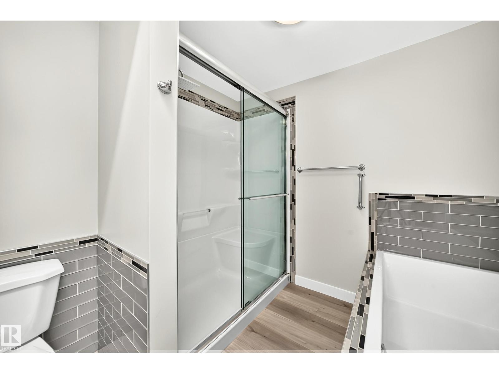 18636 71 AV NW — photo 46