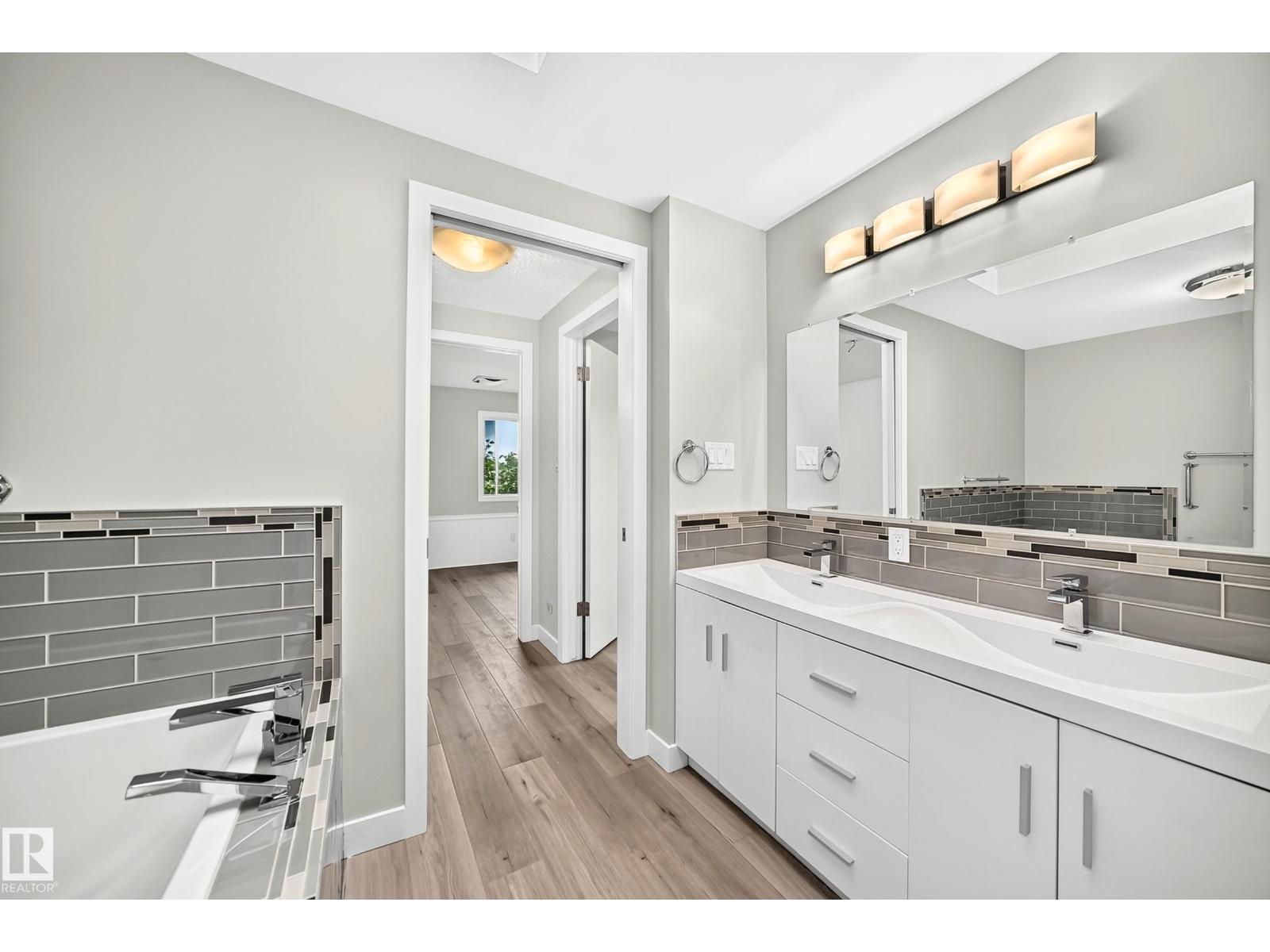 18636 71 AV NW — photo 48
