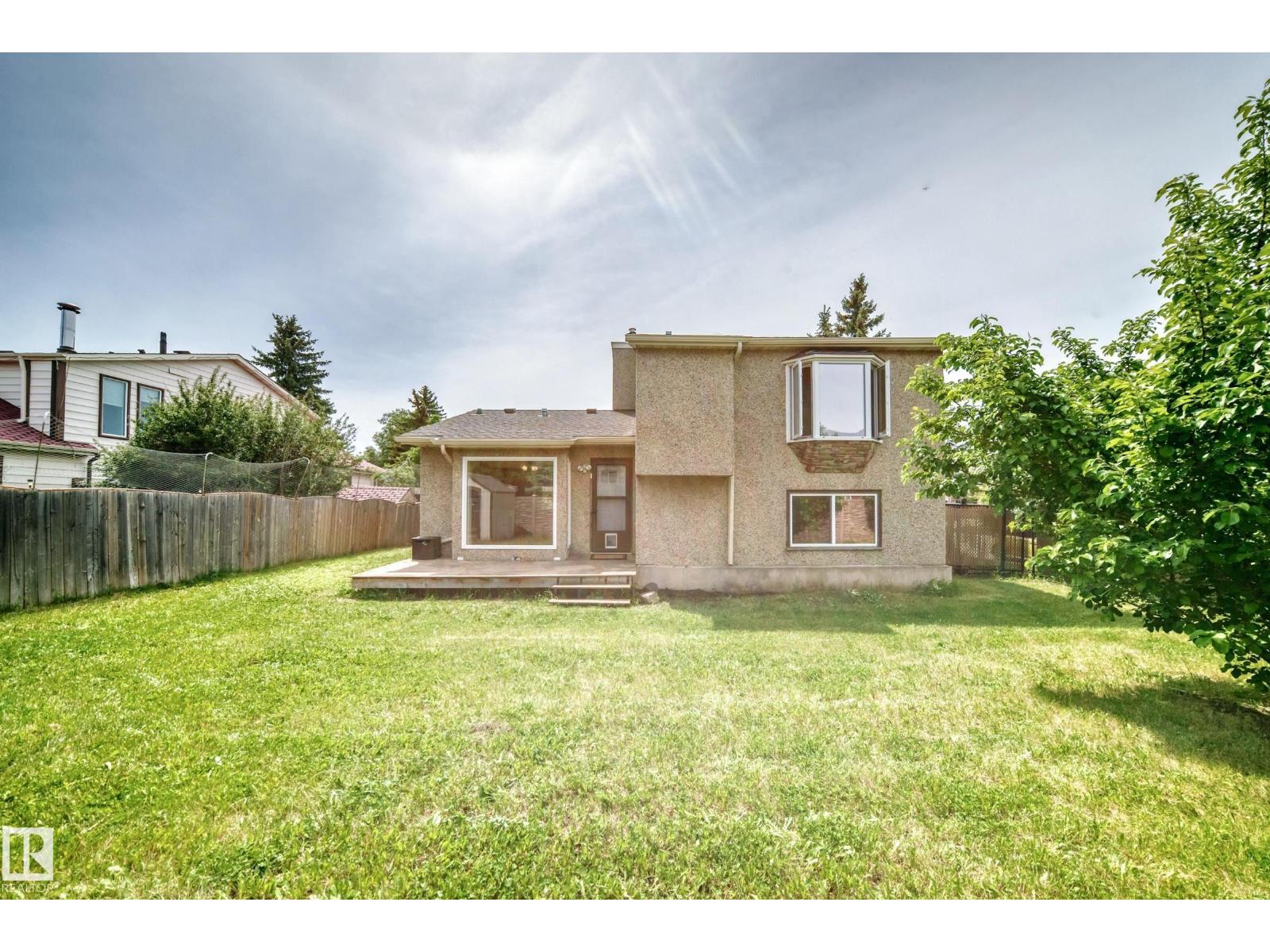18636 71 AV NW — photo 69