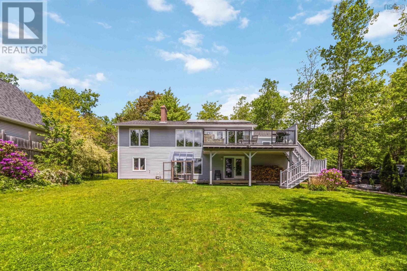 Property 39 of 50 of 601 Lakeview Avenue