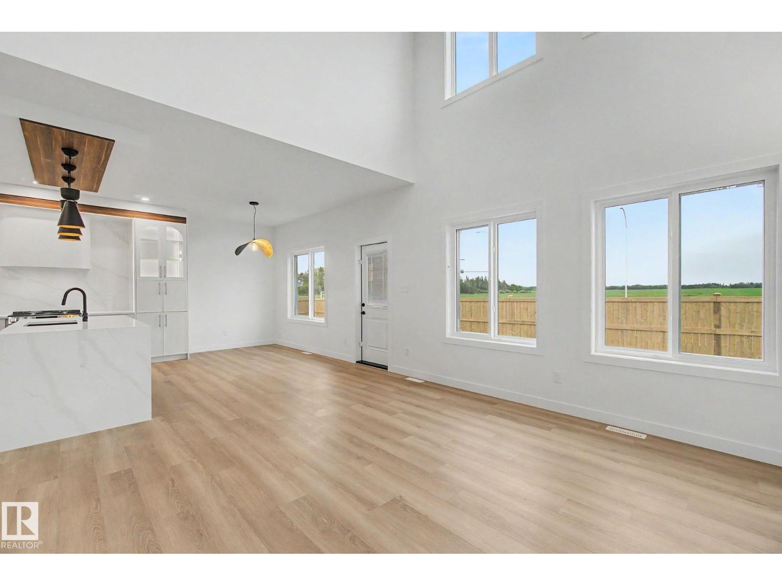 4 Willow Heights DR — photo 7