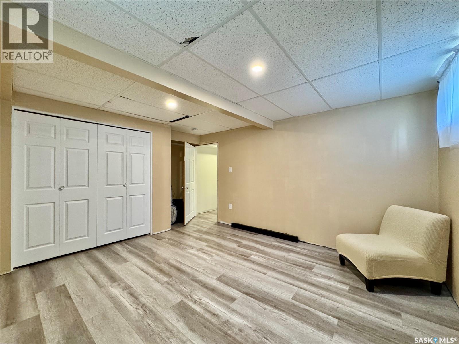 19 Logan CRESCENT W — photo 36
