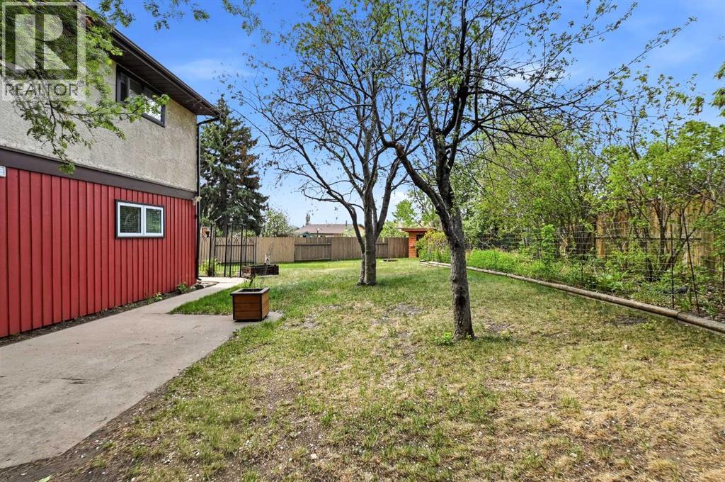 26 Gummow Close, Red Deer