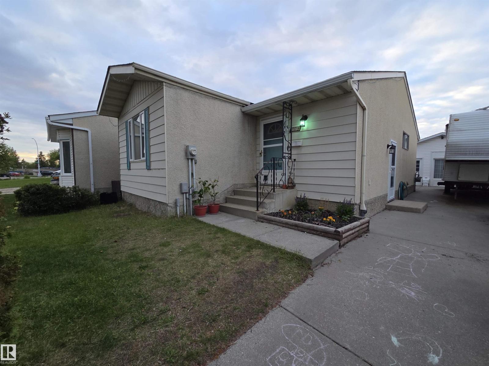 2514 149 AV NW - 47