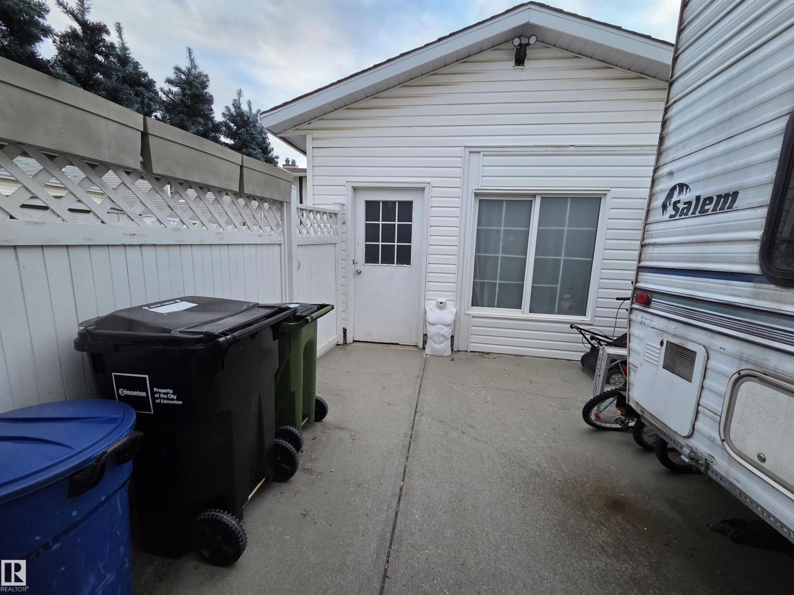 2514 149 AV NW - 37