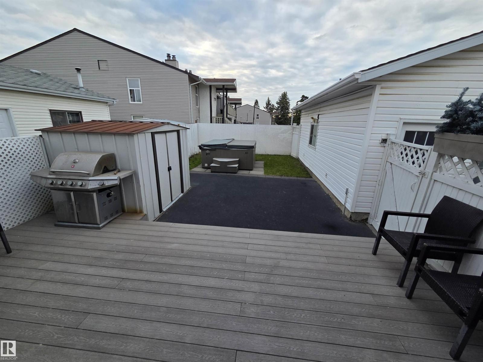 2514 149 AV NW - 30