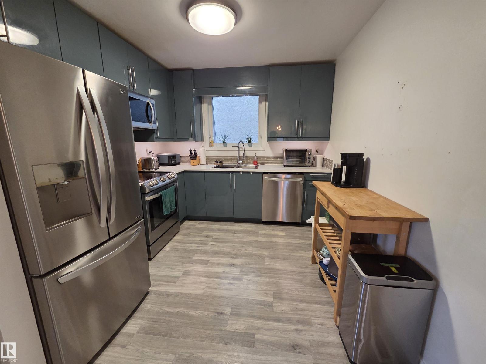 2514 149 AV NW - 15
