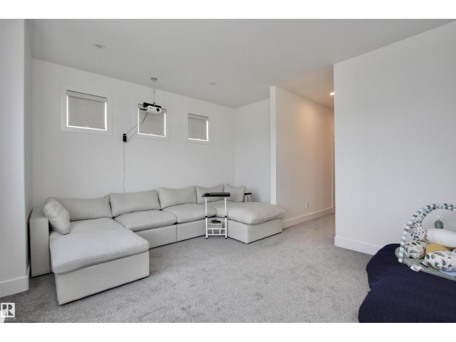 63 PENN PL — photo 44