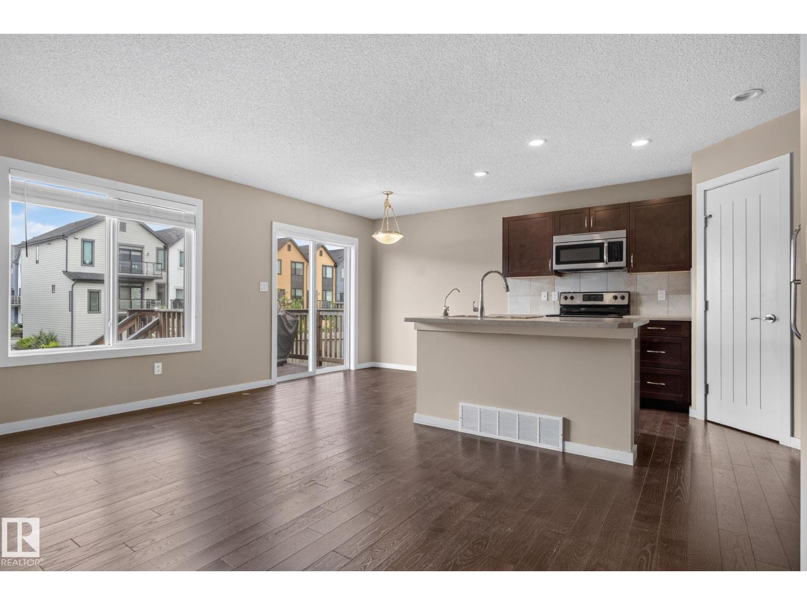 626 42 AV NW - 9