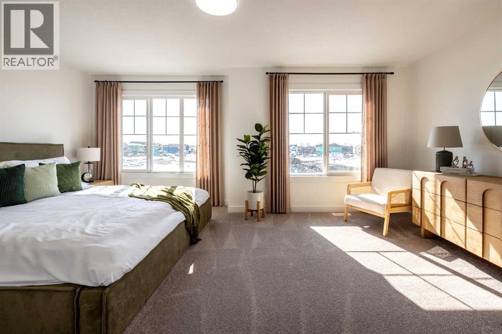500 Savanna Crescent NE - 15