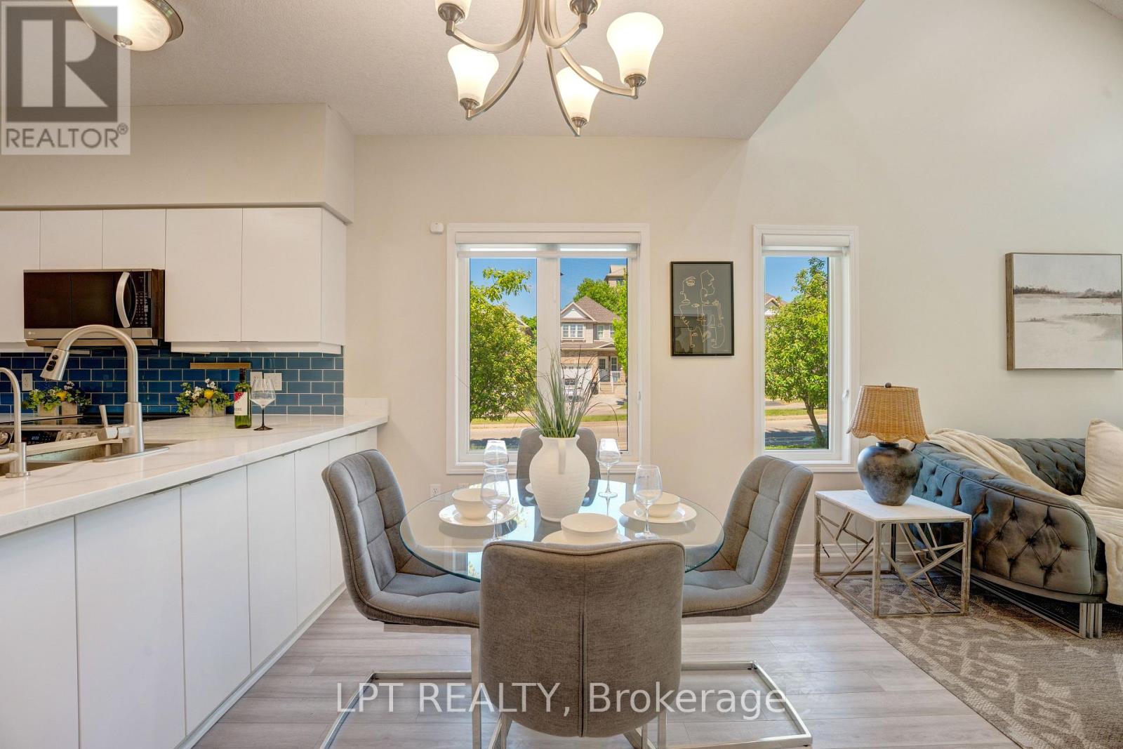 #13 795 LAURELWOOD DRIVE - 13