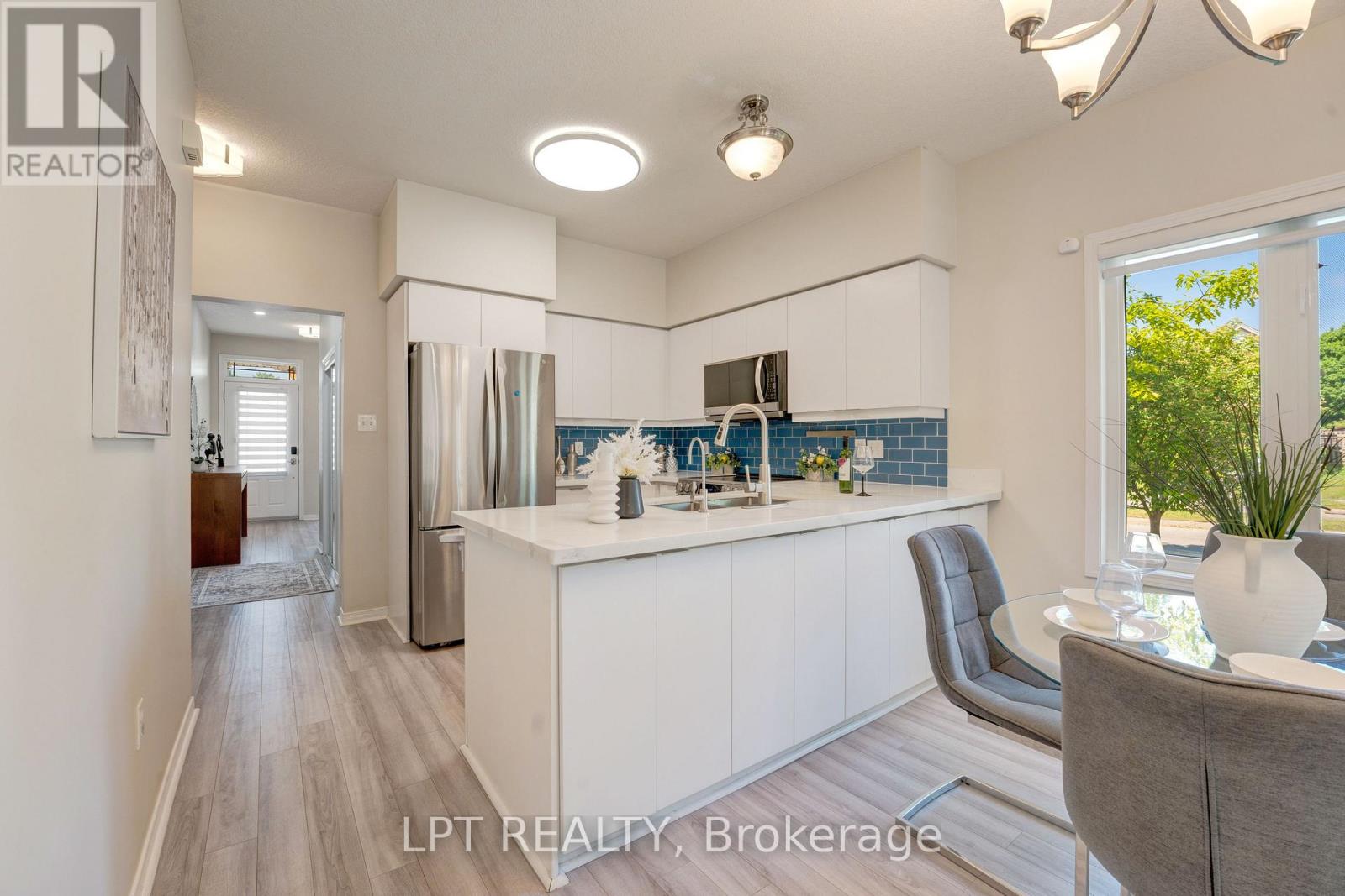 #13 795 LAURELWOOD DRIVE - 14