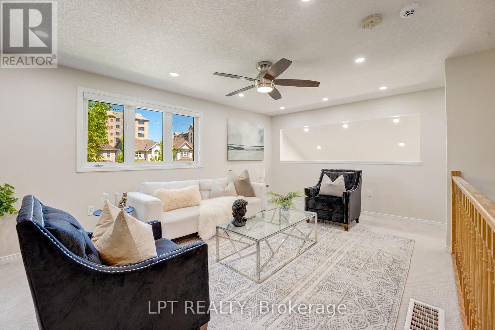 #13 795 LAURELWOOD DRIVE - 23