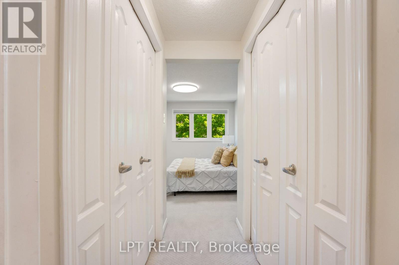 #13 795 LAURELWOOD DRIVE - 25