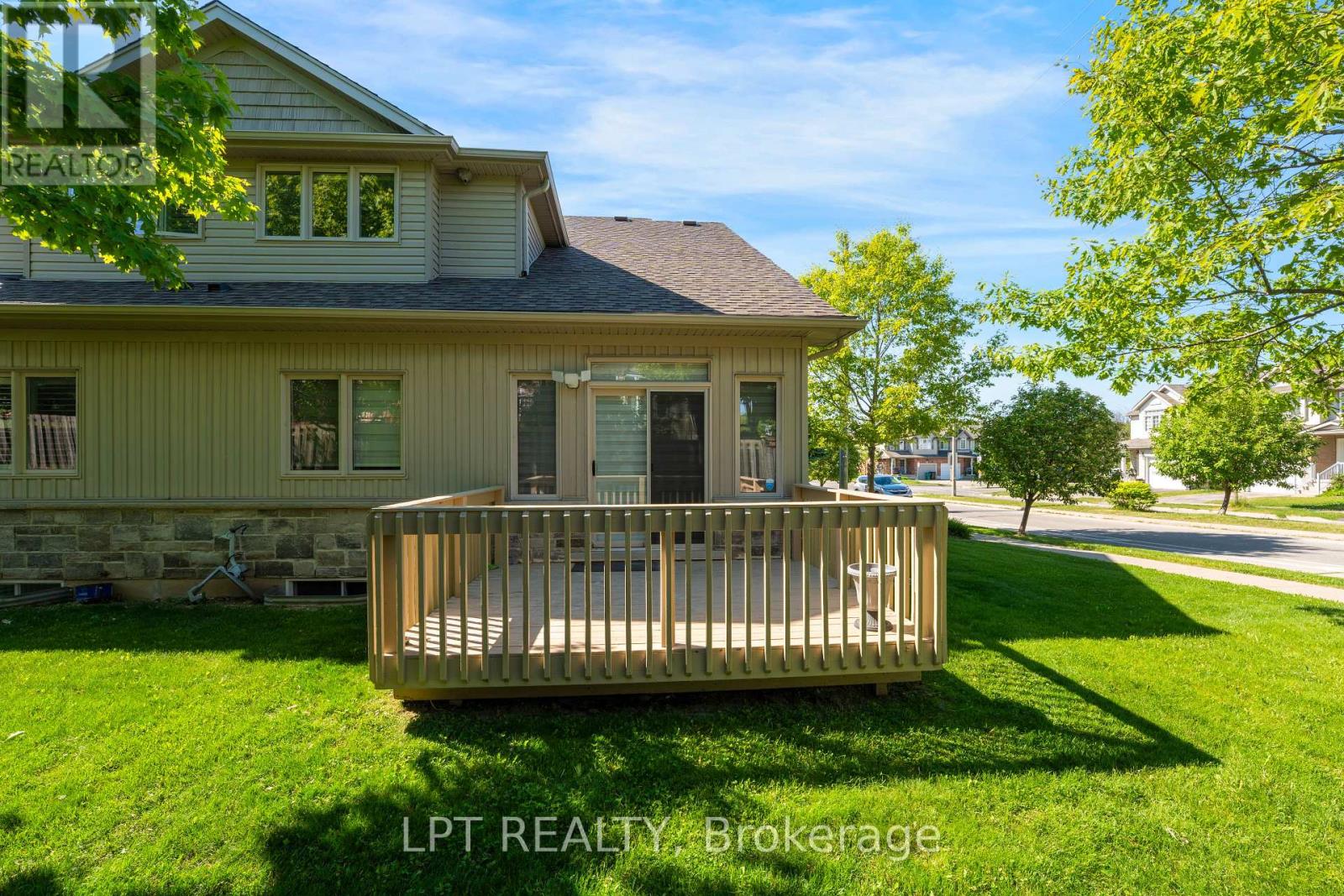 #13 795 LAURELWOOD DRIVE - 39