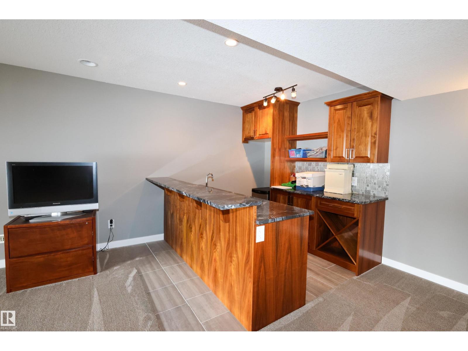 10508 103 AV — photo 31