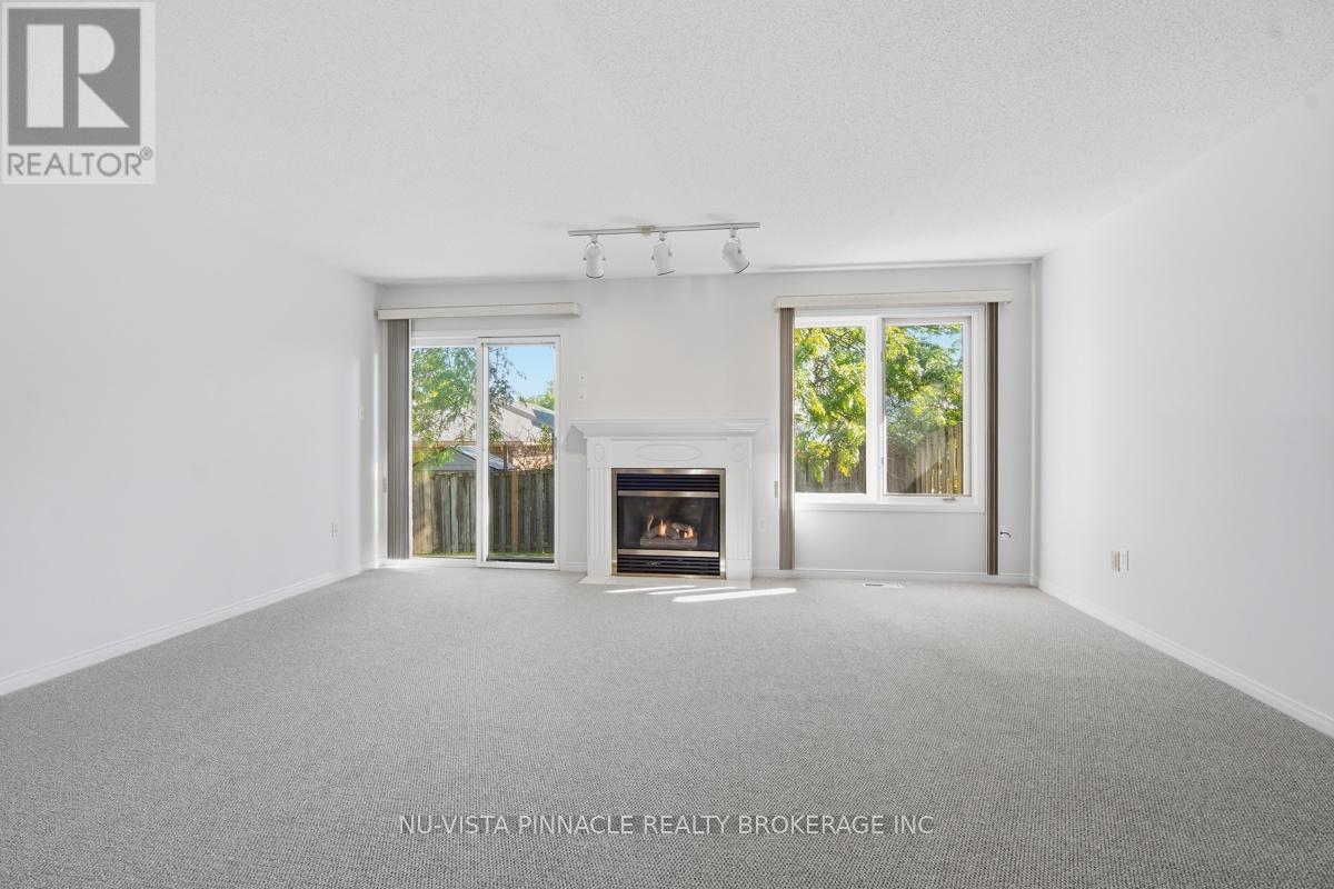 #13 825 SHELBORNE STREET - 18