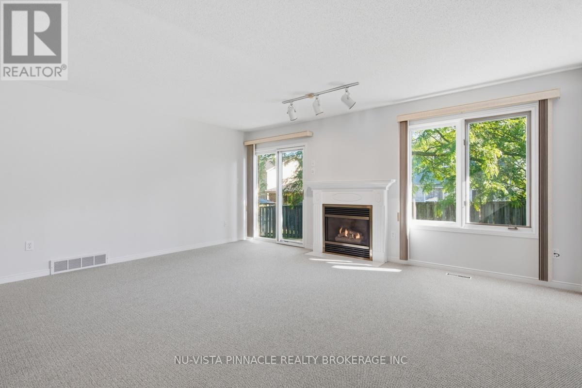 #13 825 SHELBORNE STREET - 19