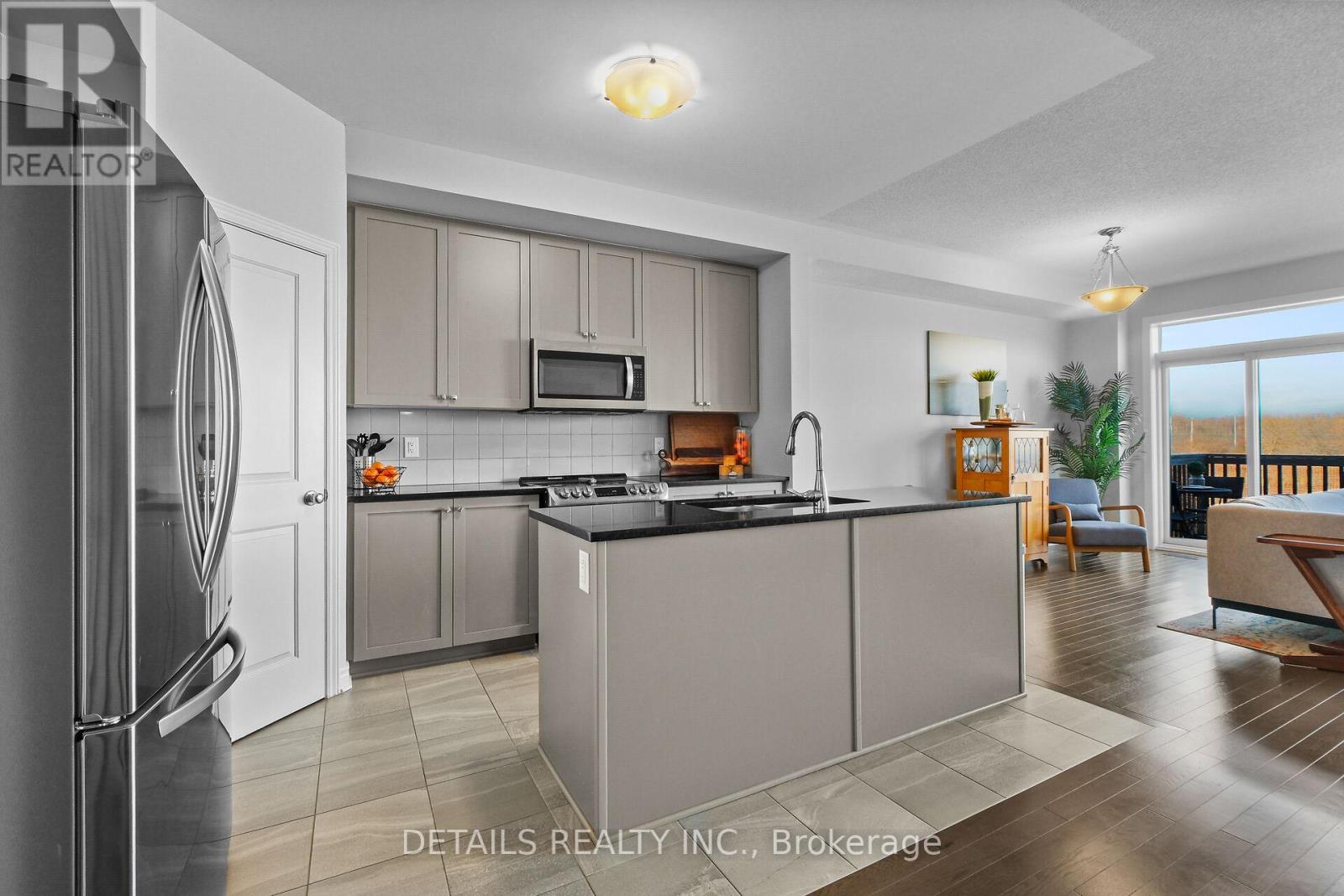 3 Bed, 4 Bath House for Sale in Ottawa – 756 DEARBORN PRIVATE, Ottawa – MLS# X13465310 - Image 18