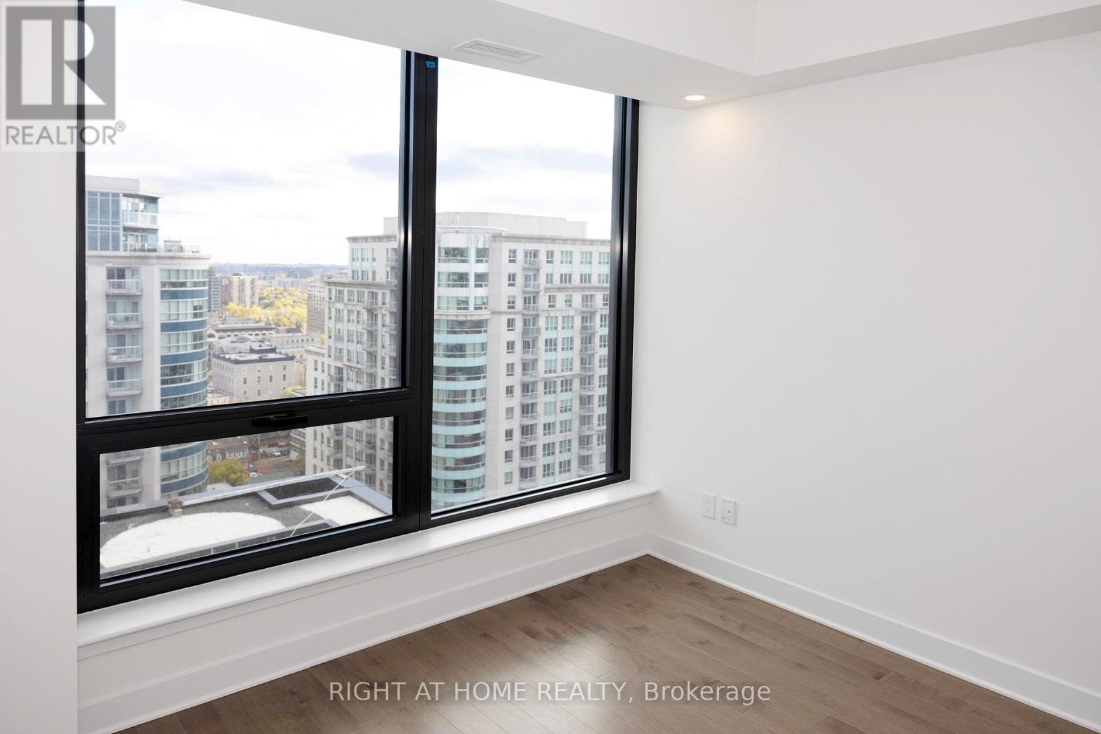#2508 180 GEORGE STREET - 15