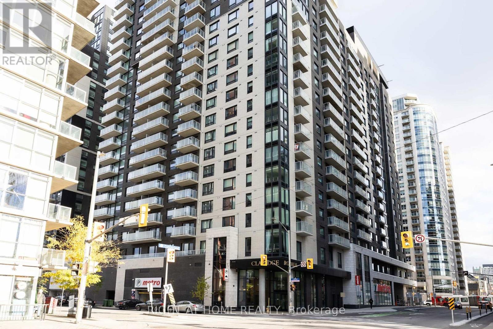 #2508 180 GEORGE STREET - 32