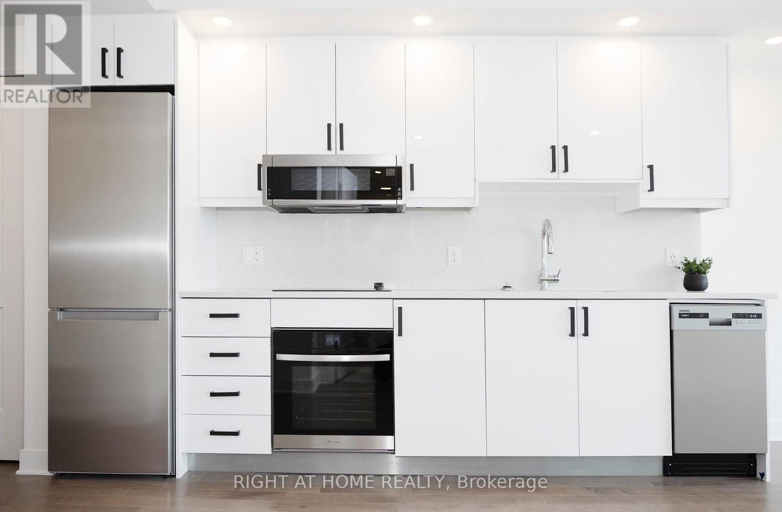 1 Bed, 1 Bath House for Sale in Ottawa – 2508 – 180 GEORGE STREET, Ottawa – MLS# X13465380 - Image 7