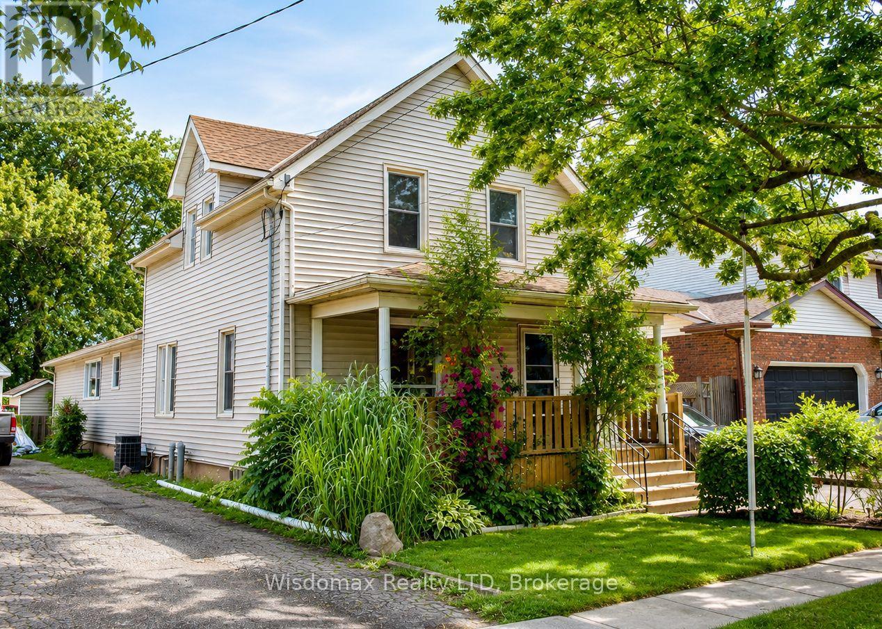 10 ROSE AVENUE - 1