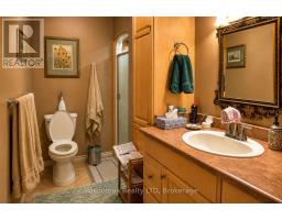 10 Rose Avenue, Thorold, ON L2V3C3 Photo 12